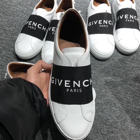 givenchy oi-tops tênis|Givenchy paris sneakers.